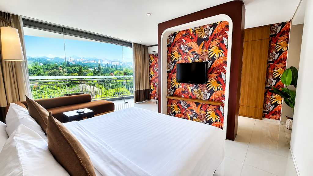 Executive Zoo Room